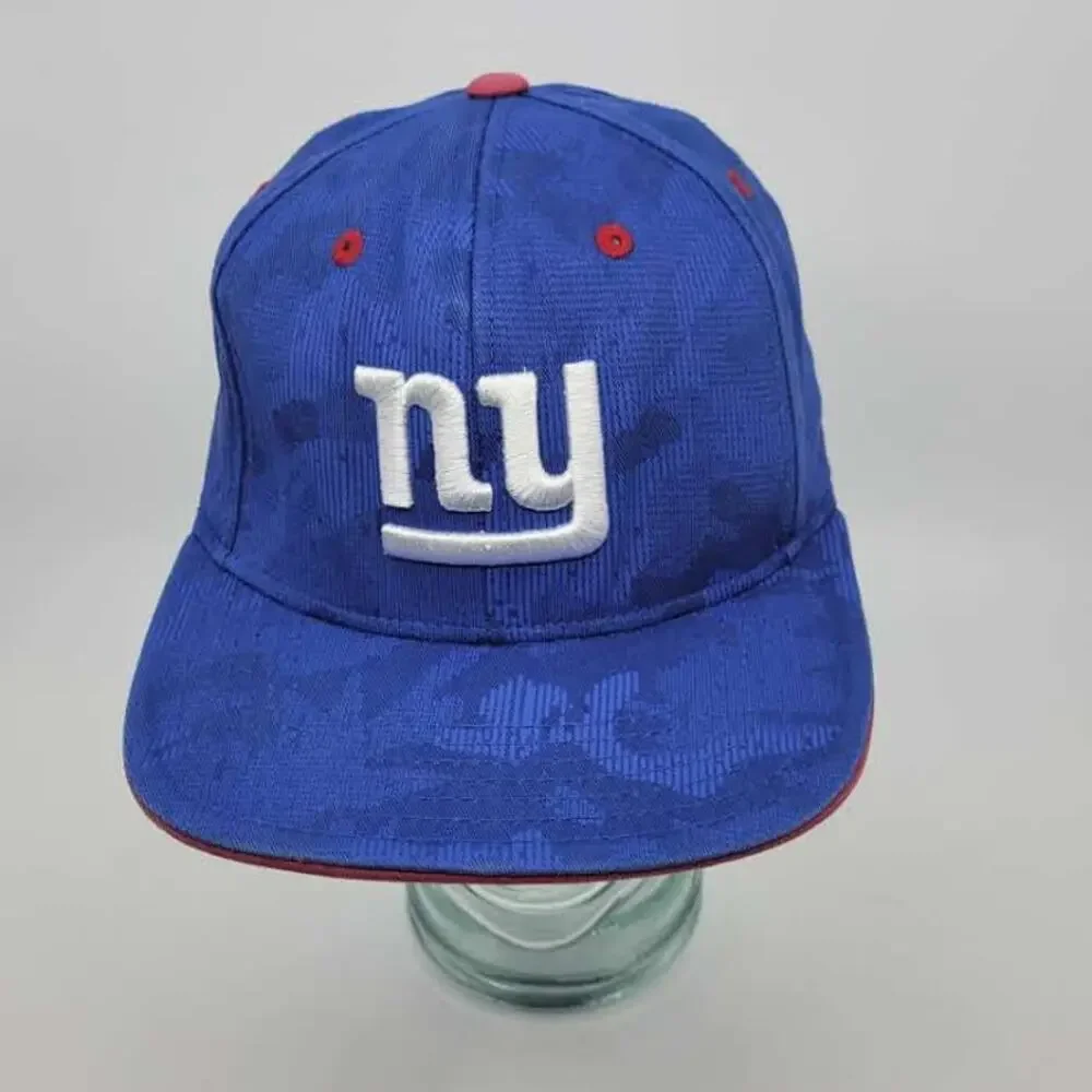 NFL Team Apparel New York Giants Youth Size Adjustable